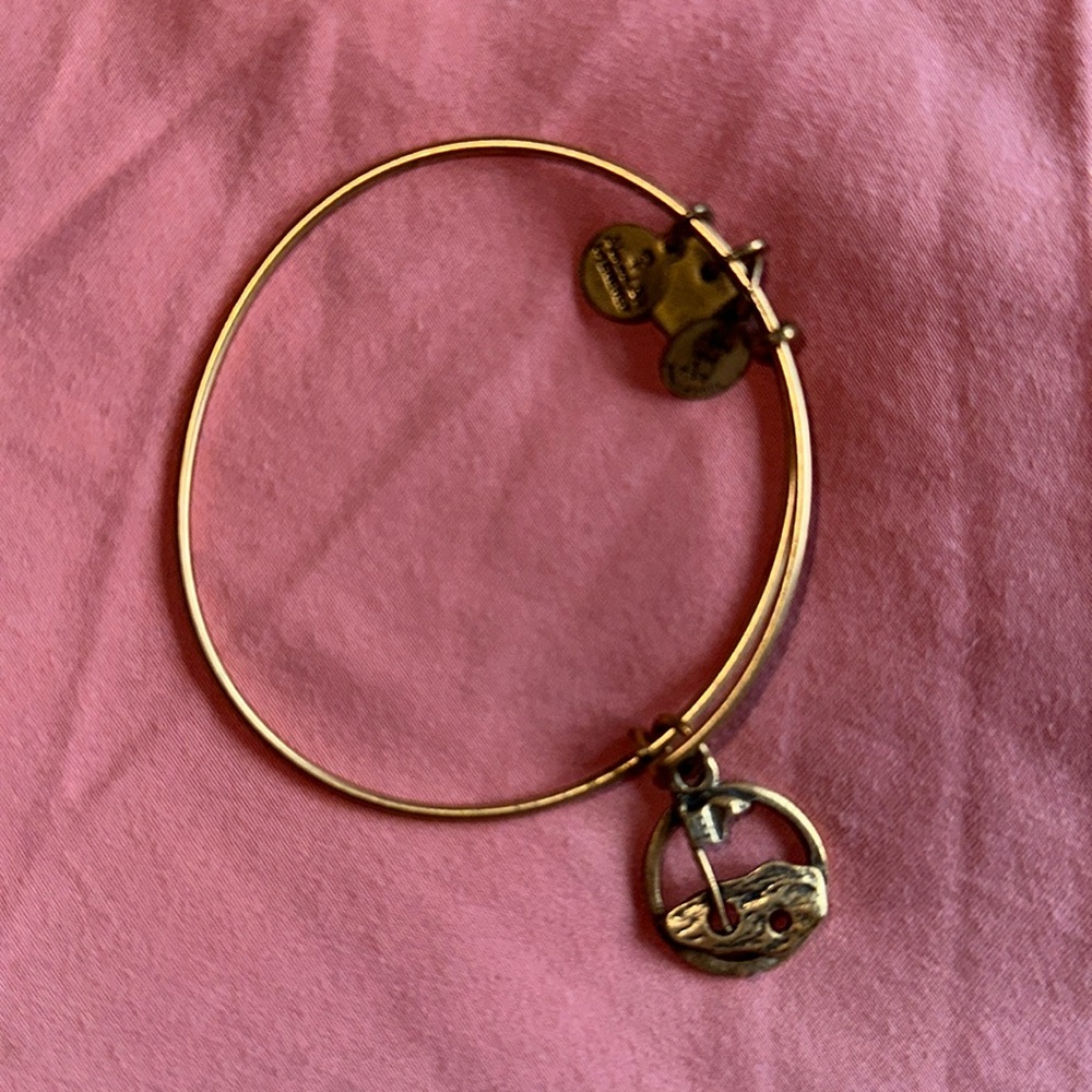 Golf Alex & Ani